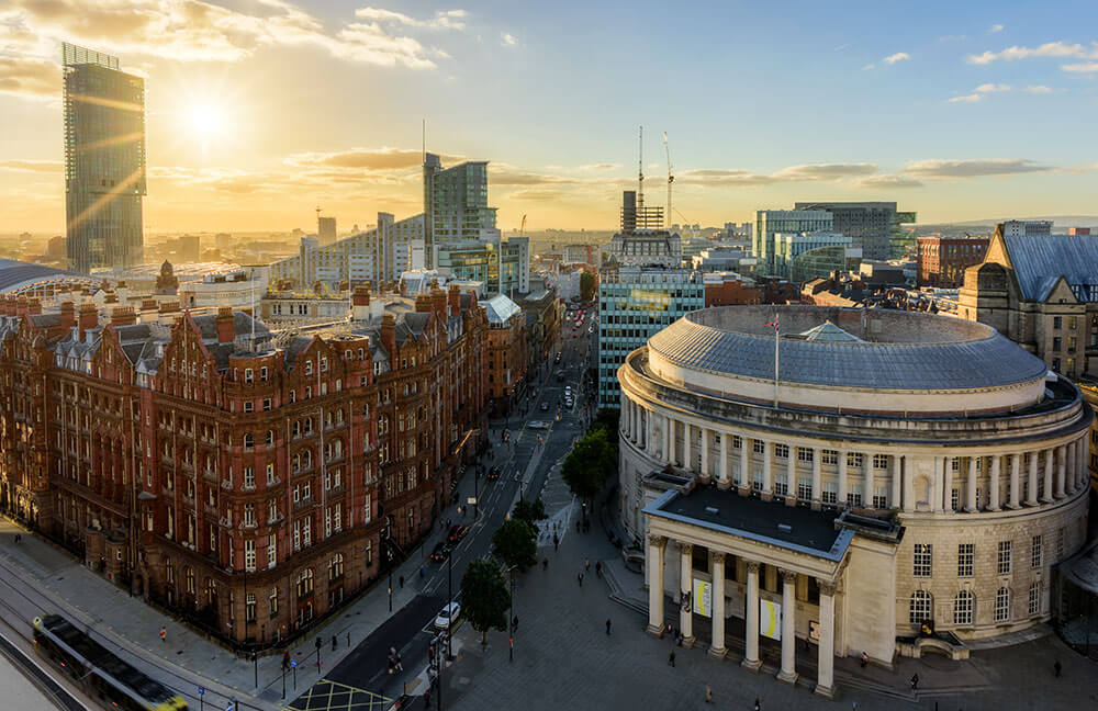 Exploring the Night Scene of Manchester